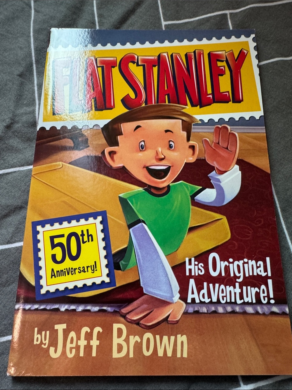 The Flat Stanley Collection by Jeff Brown - Yellow & Green Book - Picture 4 of 12